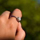Bague en Pierre de lune goutte ornée