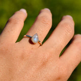 Bague en Pierre de lune goutte simple