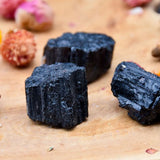 Tourmaline noire pierre brute