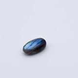 Galet Labradorite - Bouclier de lumière